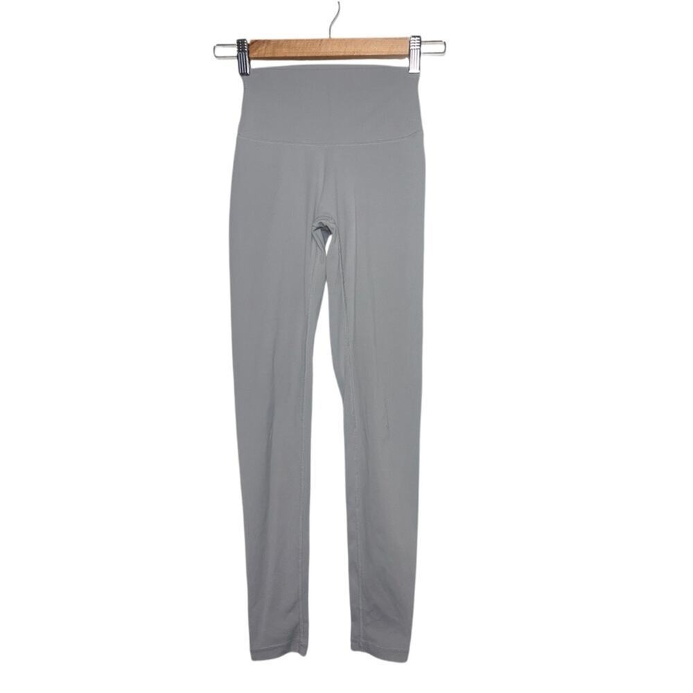 NVGTN Signature 2.0 light grey leggings woman's size small
